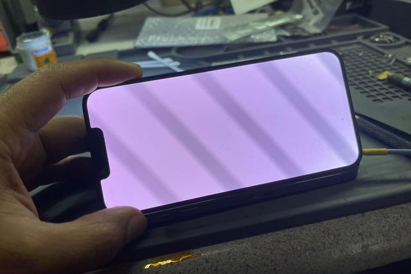 Servicio Técnico de Reparación de Celulares Cambio de Pantalla Puerto de Carga Tapas Traseras Vidrios de Cámara Software Liberaciones Diagnósticos Accesorios Cargadores Originales Audífonos Bluetooth Cables Venta de Celulares Chips Claro y Tigo